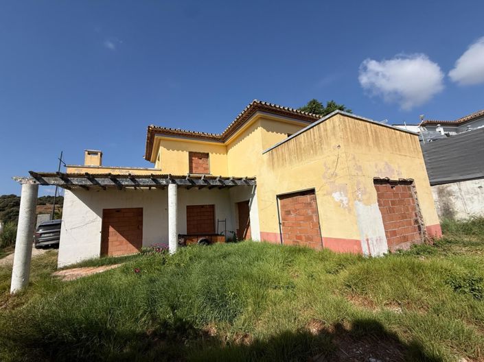 Image No.7-3 Bed Villa for sale