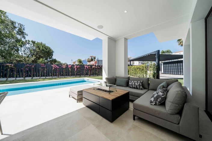 Image No.6-4 Bed Villa for sale