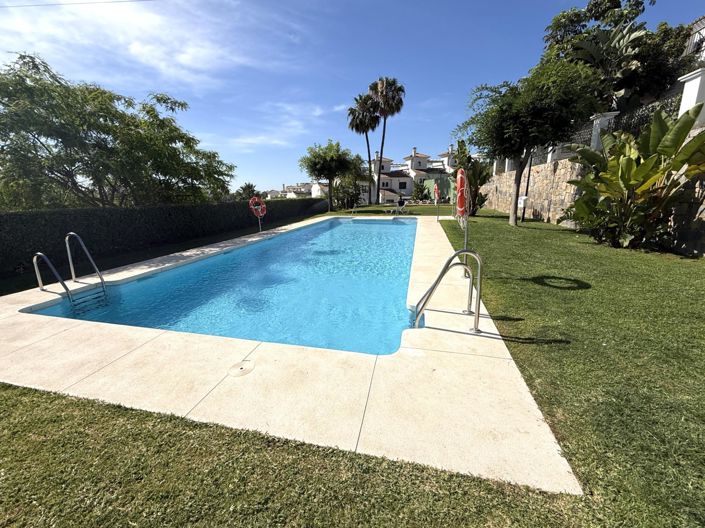Image No.22-4 Bed Townhouse for sale