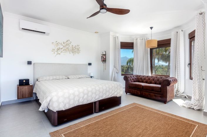 Image No.18-6 Bed Villa for sale