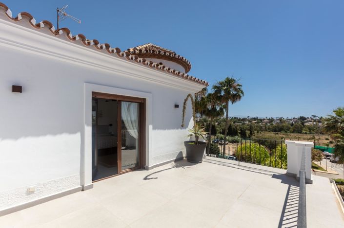 Image No.41-6 Bed Villa for sale