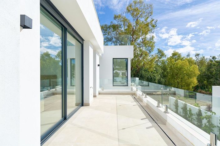 Image No.22-5 Bed Villa for sale