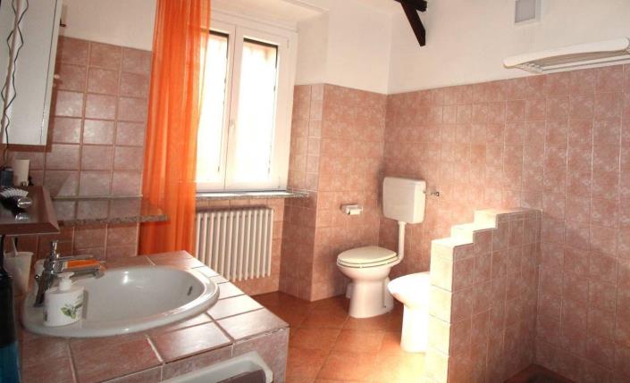 Image No.15-3 Bed Country House for sale