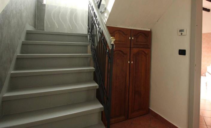 Image No.16-3 Bed Country House for sale