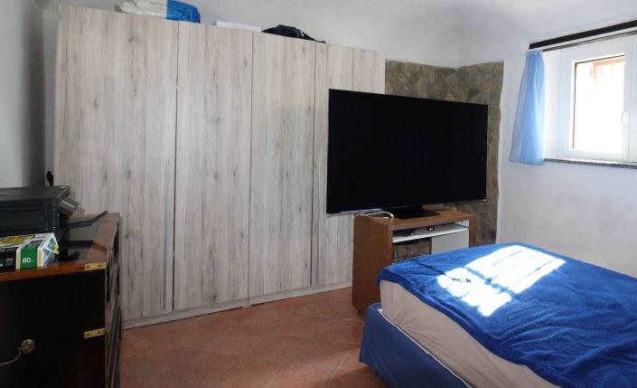 Image No.17-3 Bed Country House for sale