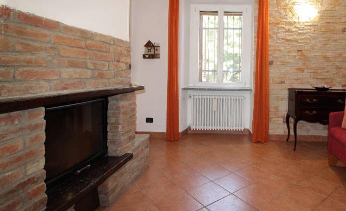 Image No.19-3 Bed Country House for sale