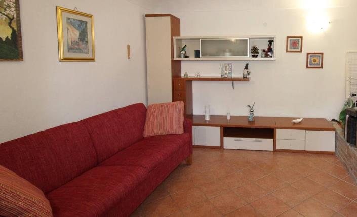 Image No.20-3 Bed Country House for sale