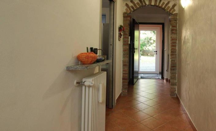 Image No.29-3 Bed Country House for sale