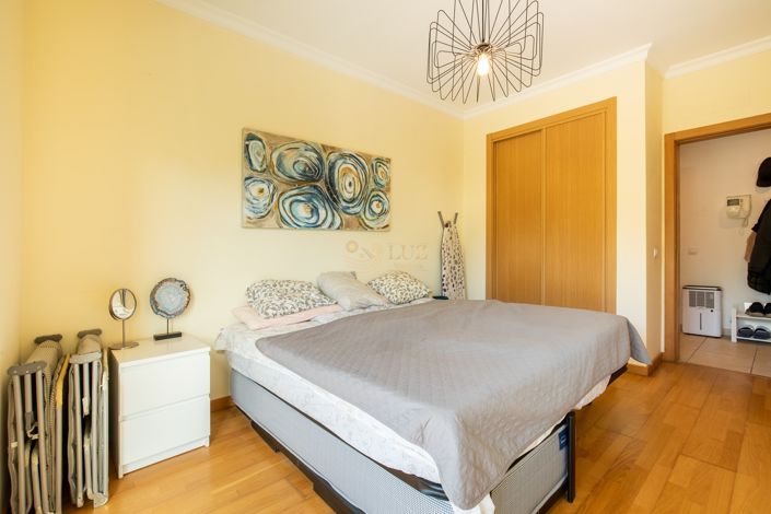 Image No.17-2 Bed Apartment for sale