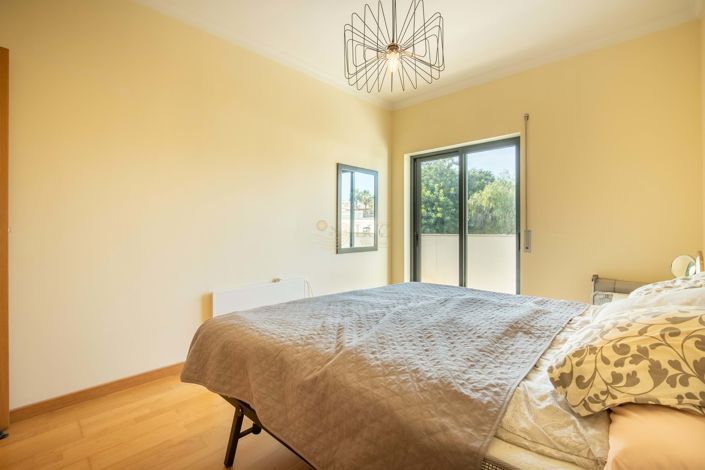 Image No.18-2 Bed Apartment for sale