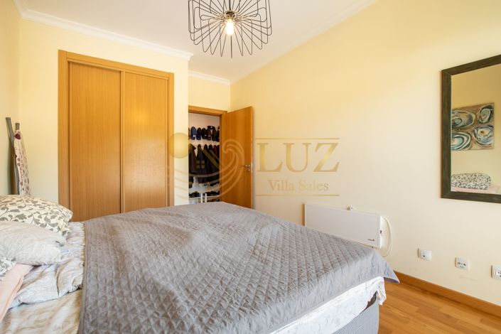 Image No.20-2 Bed Apartment for sale