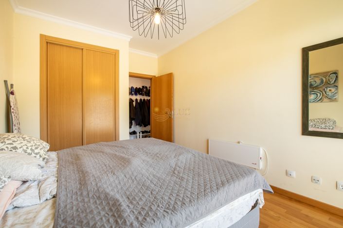 Image No.20-2 Bed Apartment for sale