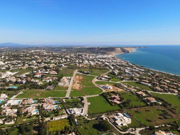 4958-746142-a6b56ac677102989ead21edcaf149190a