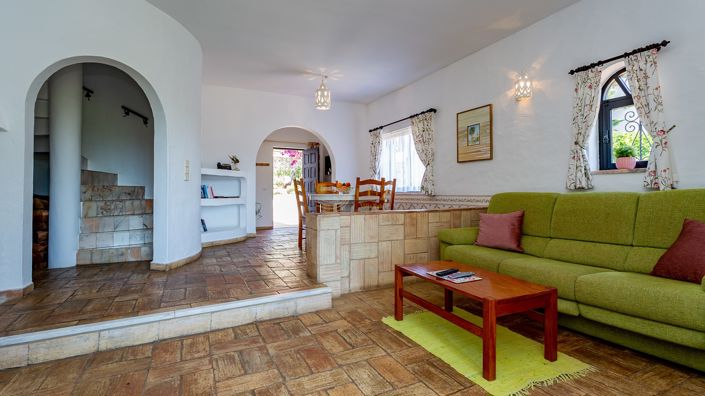 Image No.18-2 Bed Villa for sale