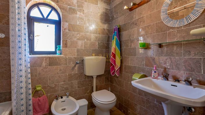 Image No.22-2 Bed Villa for sale