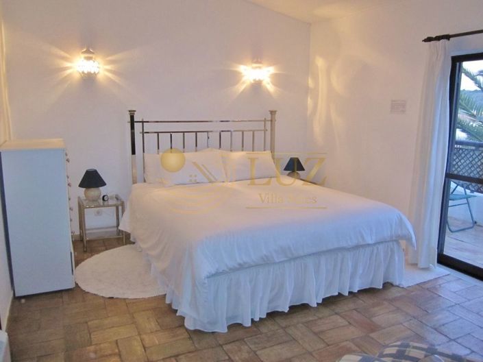 Image No.29-2 Bed Villa for sale