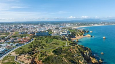 4958-746728-a6b56ac677102989ead21edcaf149190a