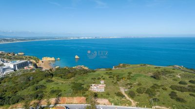 4958-746728-a6b56ac677102989ead21edcaf149190a