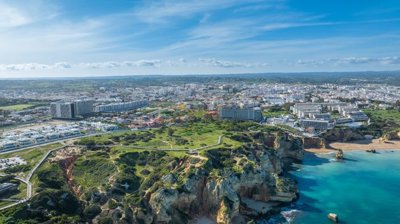 4958-746728-a6b56ac677102989ead21edcaf149190a