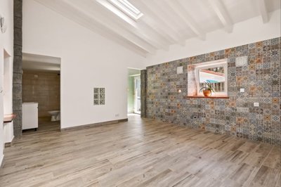 1 - Lagos, Townhouse