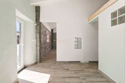 4958-693937-a6b56ac677102989ead21edcaf149190a