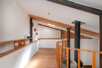 4958-692396-a6b56ac677102989ead21edcaf149190a