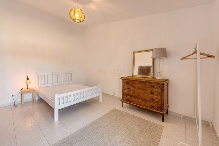 Image No.21-Villa for sale