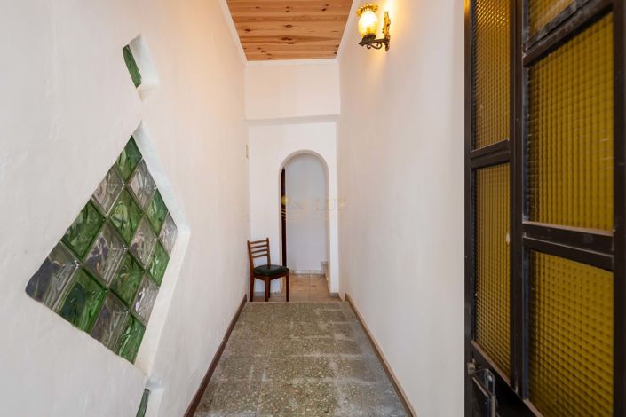 Image No.29-Villa for sale