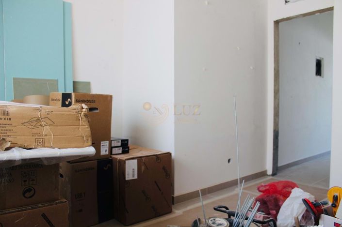 Image No.21-2 Bed Townhouse for sale