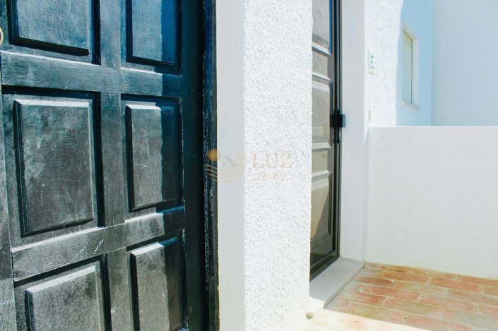 Image No.6-2 Bed Townhouse for sale