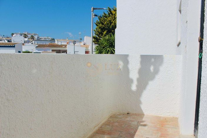 Image No.7-2 Bed Townhouse for sale