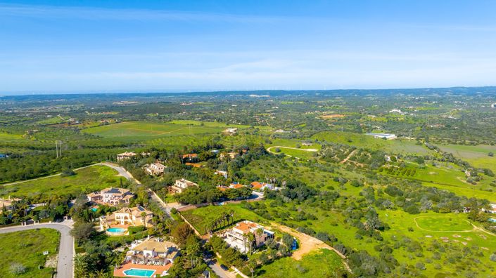 Image No.17-4 Bed Villa for sale