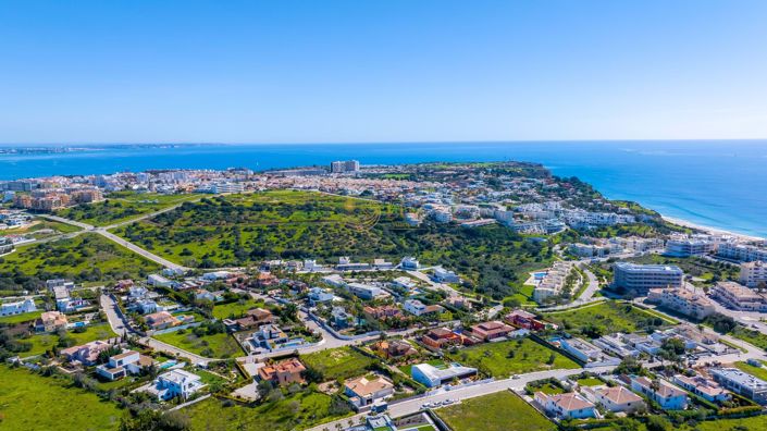 Image No.12-Villa for sale