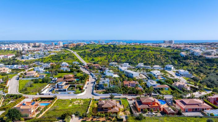 Image No.16-Villa for sale