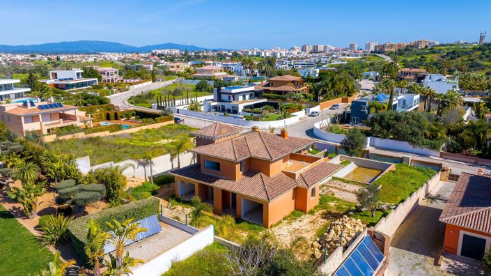 Image No.3-Villa for sale