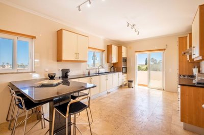 4958-642894-a6b56ac677102989ead21edcaf149190a