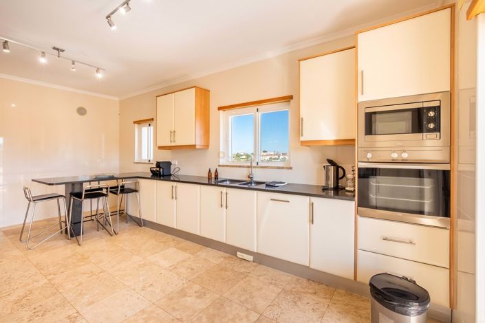 Image No.12-5 Bed Villa for sale