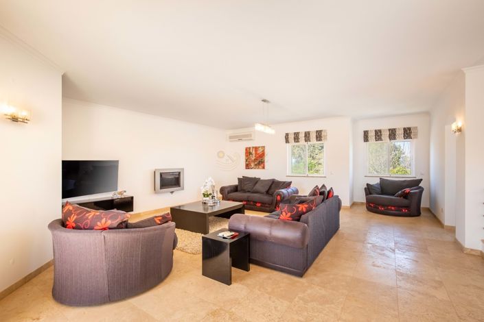 Image No.17-5 Bed Villa for sale