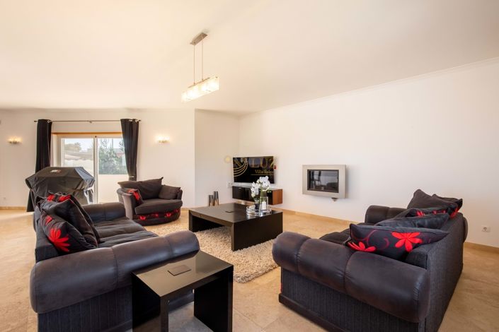 Image No.18-5 Bed Villa for sale