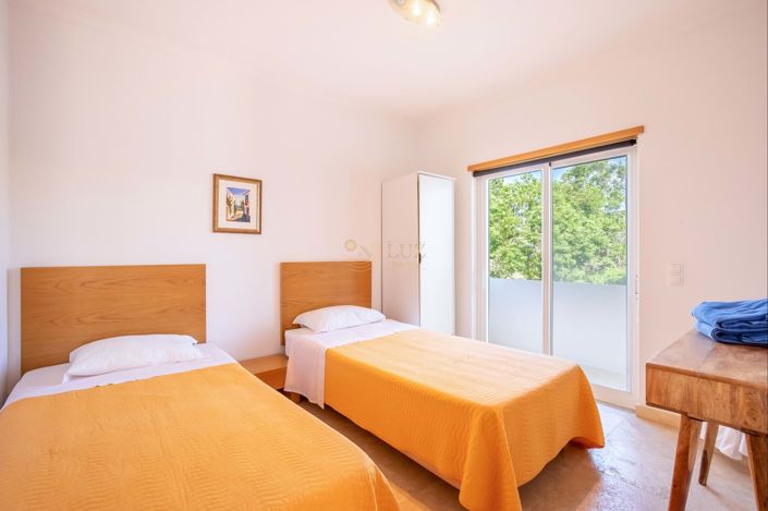 Image No.36-5 Bed Villa for sale