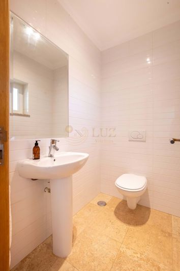 Image No.39-5 Bed Villa for sale