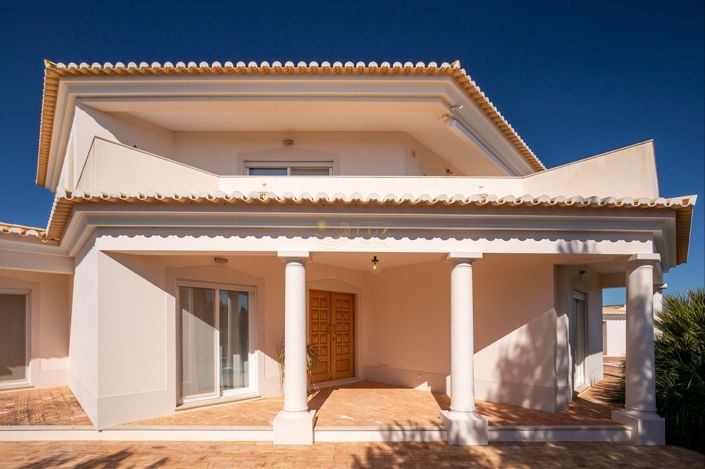 Image No.6-5 Bed Villa for sale