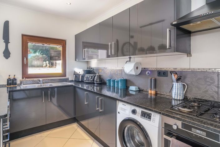 Image No.31-4 Bed Farmhouse for sale