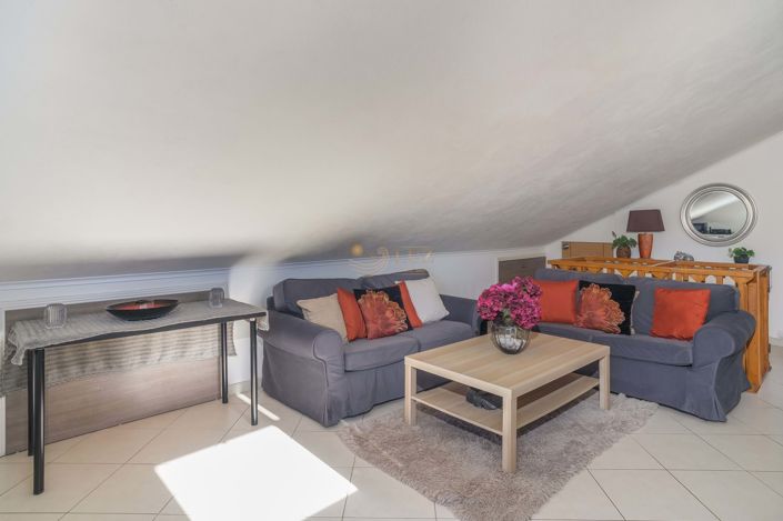 Image No.45-4 Bed Farmhouse for sale