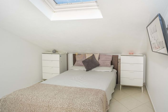 Image No.50-4 Bed Farmhouse for sale