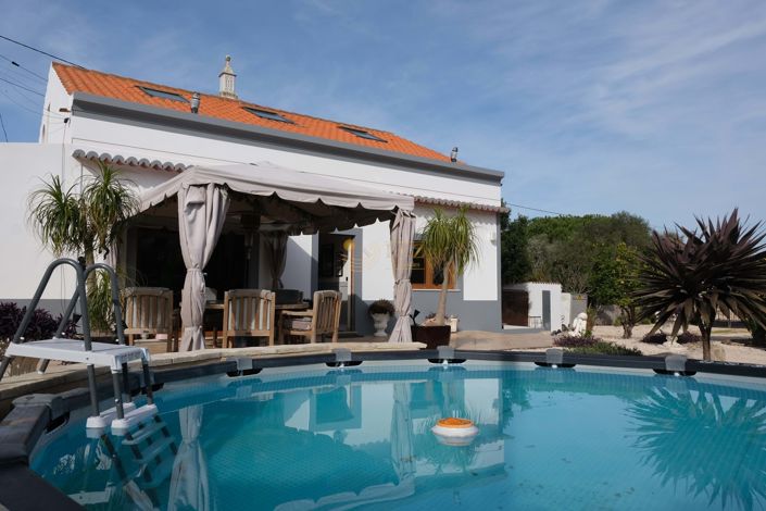 Image No.8-4 Bed Farmhouse for sale