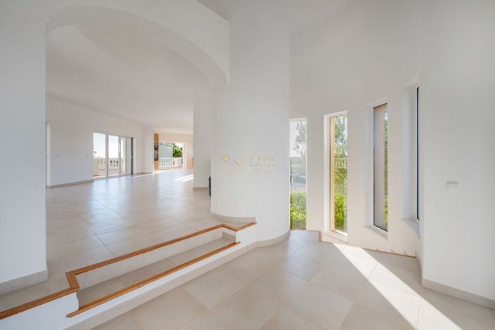 Image No.15-4 Bed Villa for sale