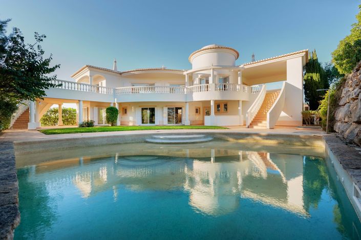 Image No.2-4 Bed Villa for sale