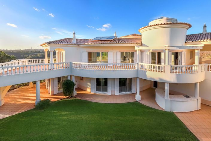 Image No.3-4 Bed Villa for sale