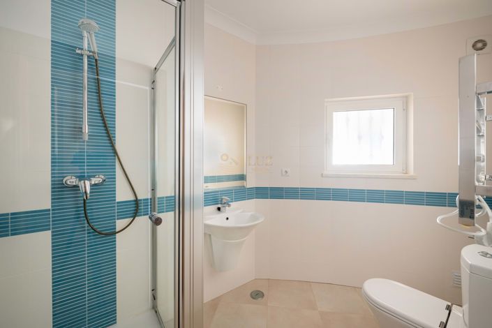 Image No.34-4 Bed Villa for sale